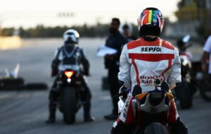 3 Hal yang Bakal Terjadi ketika Para Pembalap MotoGP Pakai Provider Seluler Indonesia