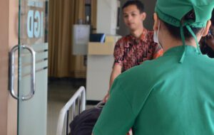 3 Mitos Jaga IGD yang Nggak Masuk Akal, tapi Beneran Terjadi