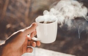 6 Rekomendasi Kopi Saset Seenak Buatan Barista di Kedai Kopi