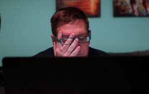 5 Penyebab Laptop Rusak pada Masa Skripsi