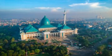 5 Provinsi di Indonesia dengan Jumlah Masjid Terbanyak