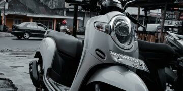 Honda Scoopy, Motor dengan Lampu Jauh Paling Nyebelin