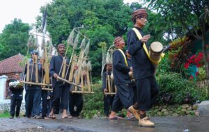 15 Istilah Bahasa Sunda yang Sering Digunakan Sehari-hari