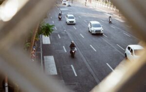 6 Jalan Nggak Rata di Surabaya yang Sering Dikeluhkan Warga