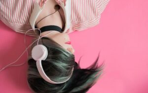 7 Lagu Emo dan Pop Punk Tahun 2022 dengan Vibes 2000-an