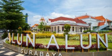 Alun-alun Surabaya, Tempat Wisata Baru yang Menarik untuk Dikunjungi