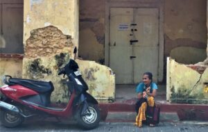 Melihat 4 Hal Repotnya Punya Motor Matik dari Perspektif Perempuan