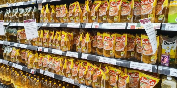 Minyak Goreng dan "Gorengan" yang Bikin Pusing Terminal Mojok