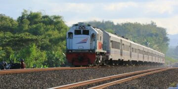 Jangan Pesan 5 Tempat Duduk Ini Saat Naik Kereta Api Ekonomi AC Terminal Mojok.co