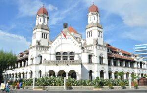 10 Kosakata Bahasa Walikan Orang Semarang