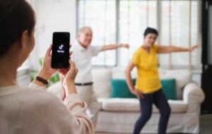 Durasi TikTok Jadi 10 Menit Nggak Akan Bikin YouTube Ditinggalkan