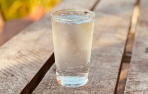 Tebs Sparkling vs Sprite Waterlymon: Mana yang Emang Minuman Bersoda?