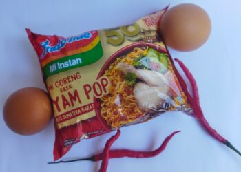 Indomie Ayam Pop Berhasil Nge-prank Lidah Saya Terminal Mojok.co