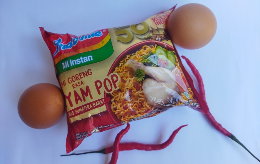 Indomie Ayam Pop Berhasil Nge-prank Lidah Saya Terminal Mojok.co