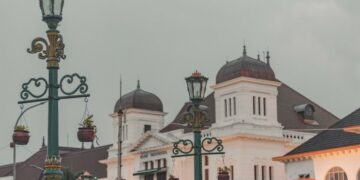 Kalau Mau Liburan Murah di Jogja, Jangan Bawa Kamera Mahal ala Fotografer Pro! Terminal Mojok.co