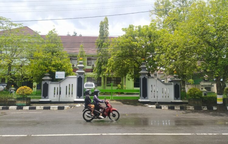 Gapura Lar Badak: Ikon Yogyakarta yang  Kian Terpinggirkan Terminal Mojok.co