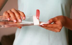 10 Micellar Water Murah di Bawah 50 Ribu yang Ampuh Angkat Kotoran
