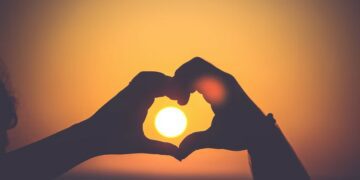 12 Pasangan Abnormal dan Nggak Masuk Akal dalam Drama Korea (Unsplash.com)