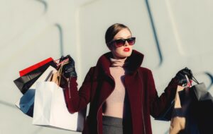 4 Strategi Uniqlo, H&M, Zara, dan Brand Fast Fashion Lain yang Bikin Kalap Belanja