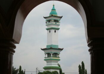 5 Masjid Terdekat dari Malioboronya Ponorogo Terminal Mojok