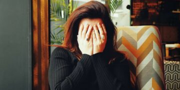 6 Drama Korea yang Bisa Bikin Mata Bengkak Kayak Raisa selain Snowdrop Terminal Mojok