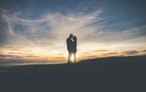 7 Second Lead Couple Drama Korea yang Chemistry-nya Nggak Kalah dari Pasangan Utama