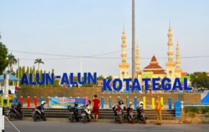 8 Spot Berburu Takjil di Tegal, dari yang Biasa Sampai Menguji Mental!
