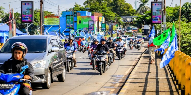 Surat Cinta untuk Walikota: Pak, Malang Macet, Jangan Urus MiChat Saja!