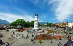 3 Rekomendasi Tempat Takjil di Bukittinggi, Dijamin Bikin Ngiler!