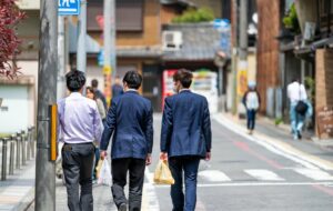 Orang Jepang Gila Kerja, Pemerintah Jepang Bikin Program Agar Pekerja Pulang Tepat Waktu