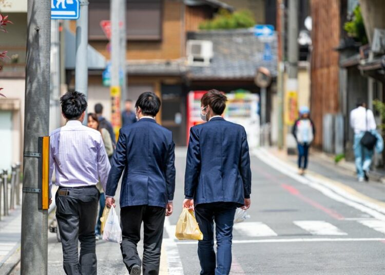 Orang Jepang Gila Kerja, Pemerintah Jepang Bikin Program Agar Pekerja Pulang Tepat Waktu
