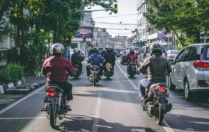 Kelakuan Norak Pengendara di Jalanan Berdasarkan Jenis Kendaraan, Mulai dari Astrea Hingga Mercy