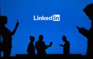 Percayalah, Punya Akun LinkedIn Itu Nggak Penting-penting Amat