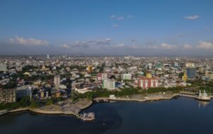 5 Masjid Terdekat dari Pantai Losari yang Bisa Ditempuh dengan Jalan Kaki