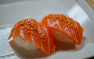 Makan Sushi Mentah Memang Bukan Budaya Kita
