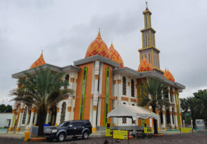 masjid yang dekat dengan alun-alun kota Jember