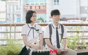 Our Blues: Yeong Ju, Hyeon, dan Alasan Hubungan Mereka Bakal Rumit Berkali-kali Lipat
