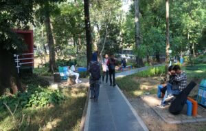 Taman Kota di Bandung Nggak Butuh Tanaman Hias Banyak-banyak