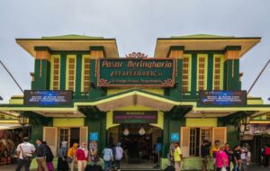 Strategi Belanja Baju Lebaran di Pasar Beringharjo Tanpa Emosi dan Kagol