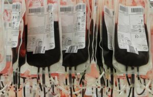 Boleh Nggak sih Kita Donor Darah Saat Puasa?