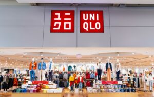 Di Jepang, Belanja Baju di Uniqlo dan GU Itu Biasa Aja