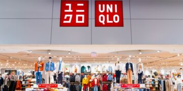 Di Jepang, Belanja Baju di Uniqlo dan GU Itu Biasa Aja Terminal Mojok.co
