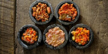 7 Rekomendasi Sambal Kemasan dengan Rasa Nikmat dan Harga Hemat Terminal Mojok.co