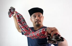 Surat Edaran tentang Penggunaan Sarung di Kampus Madura Adalah Langkah yang Tepat