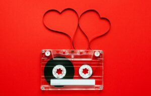 15 Lagu Barat Romantis dari Berbagai Era yang Manisnya Seperti Gulali