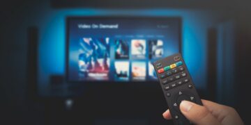 5 Drama Korea yang Tepat di Platform yang Salah Terminal Mojok