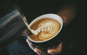 5 Rekomendasi Kopi Susu di Surabaya yang Rasanya Nggak Bisa Dilupakan
