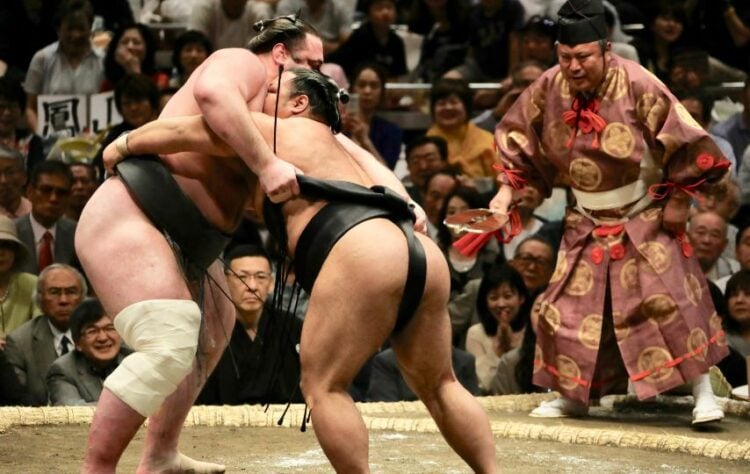 8 Fakta Menarik tentang Sumo, Olahraga Tradisional Jepang yang Masih Lestari Hingga Kini Terminal Mojok