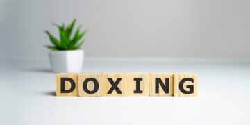 Mendukung Doxing, Merayakan Kebodohan