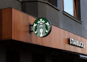 Cara-cara Starbucks Membuat Pembeli Mengeluarkan Uang Lebih Banyak